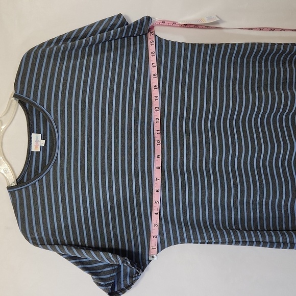 Lularoe Women's Grey Blue Striped Short Cap Sleeve Stretch Shirt Maxie Size L - Picture 11 of 12